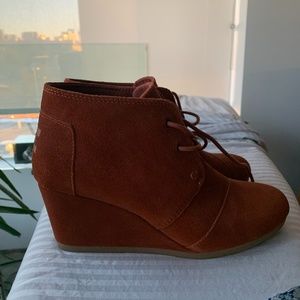 TOMS suede wedges